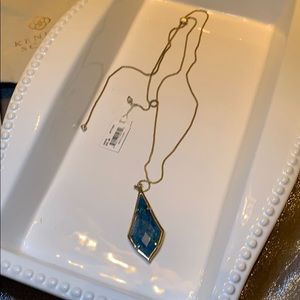 Kendra Scott necklace